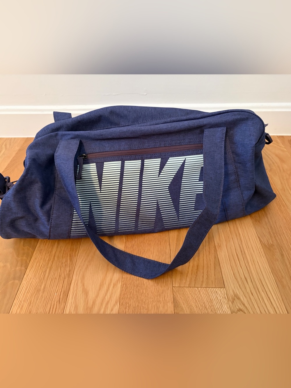 Nike Navy Canvas Duffle/Gym Bag